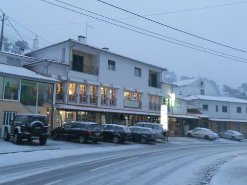 Hostal Encosta Da Serra