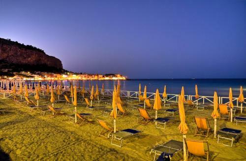 Home Beach Mondello Galatea
