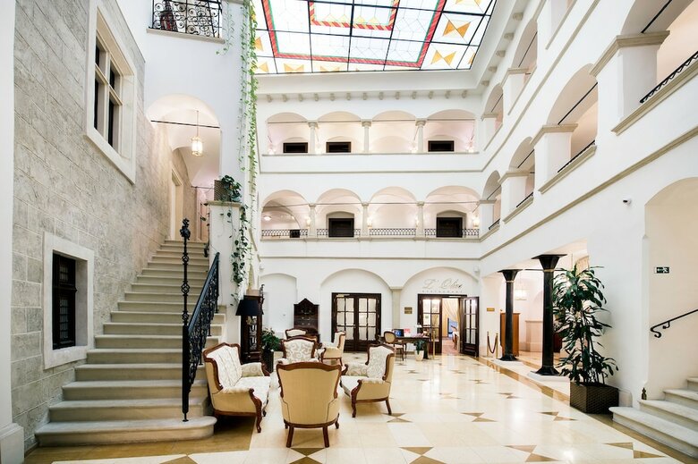 Hotel Arcadia