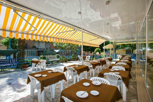 Hotel Antares