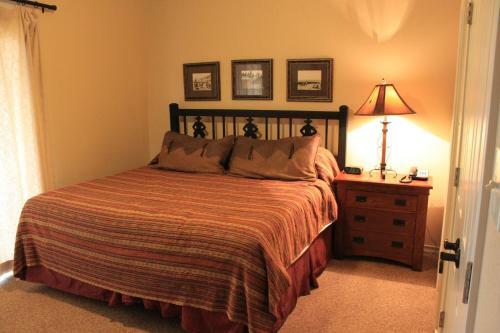 Hotel Flying L Guest Ranch