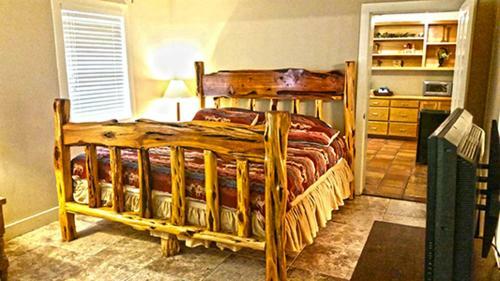 Hotel Flying L Guest Ranch