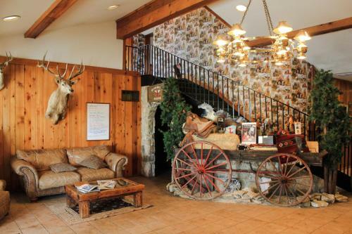 Hotel Flying L Guest Ranch