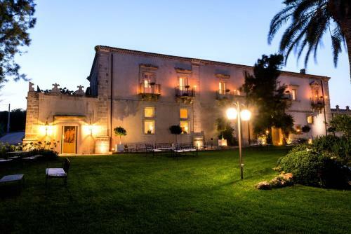 Hostal Castello Camemi