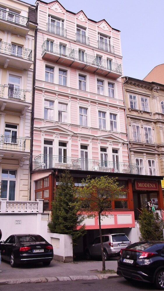 Hotel Modena