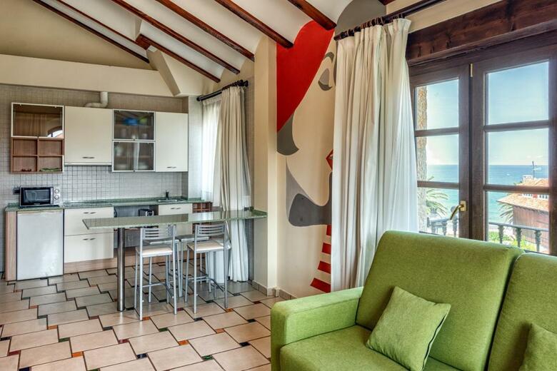 Apartamentos Costa Esmeralda