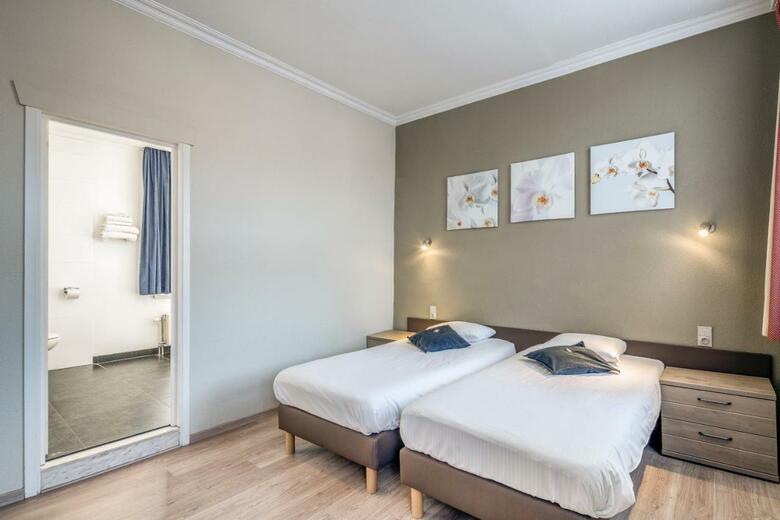 New Hotel De Lives
