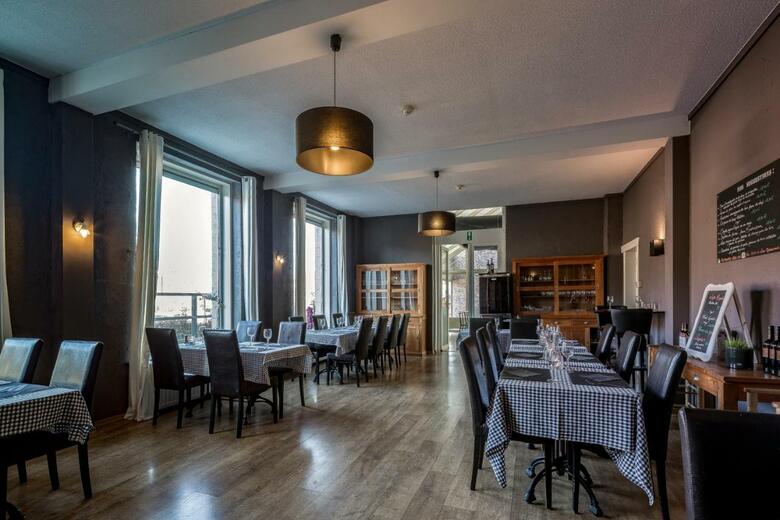 New Hotel De Lives