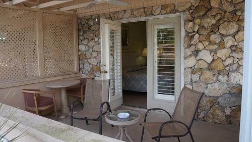 Hotel Rock Lake Resort