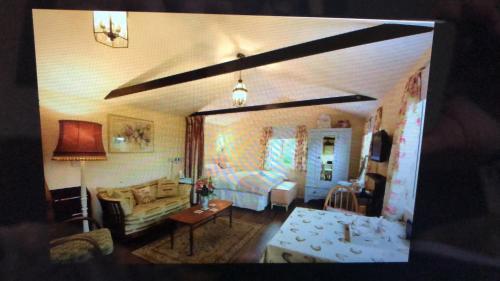 Kent House Bed And Breakfast