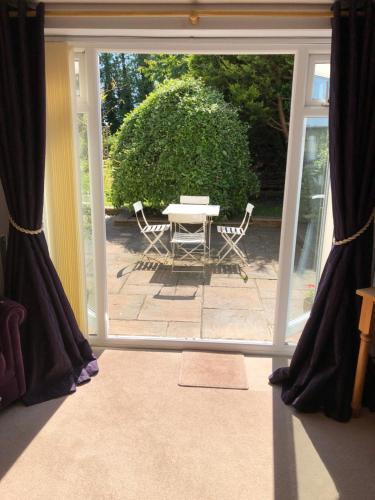 Kent House Bed And Breakfast