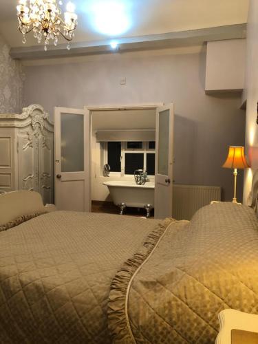 Kent House Bed And Breakfast