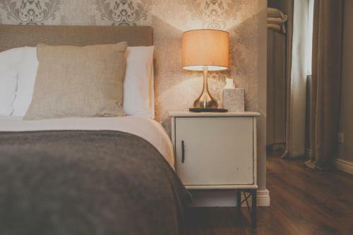 Bed & Breakfast Antique House