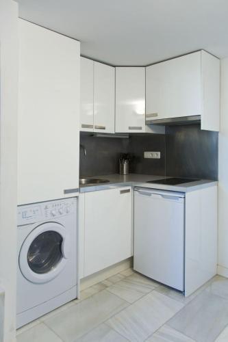 Apartamentos Puerta Del Sol-rastro