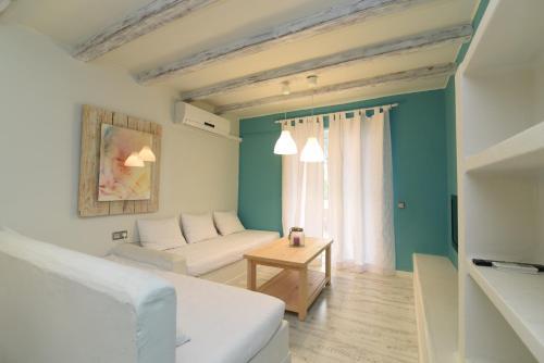 Aparthotel �cora Ibiza