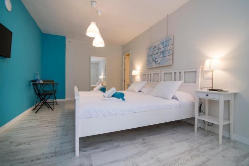 Aparthotel �cora Ibiza