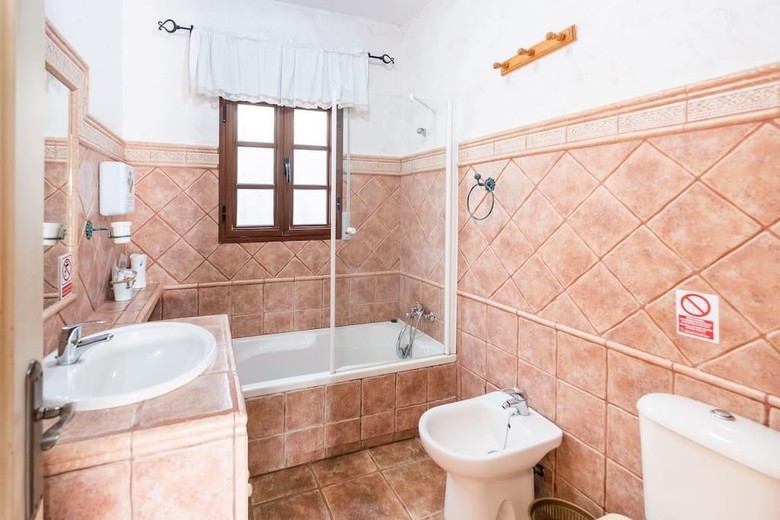 Agroturismo Casas Guem�n