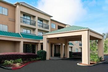 Hotel Courtyard Mobile