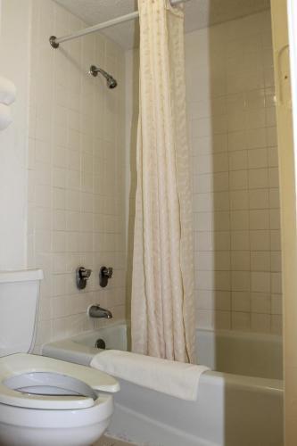 Hotel Masters Inn