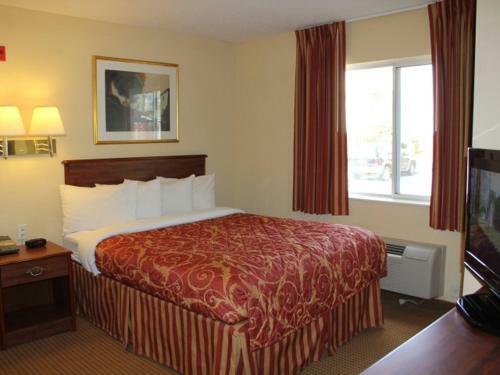 Hotel Home Towne Studios & Suites Tuscaloosa