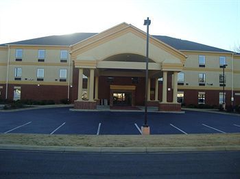 Motel Ambassador Inn & Suites