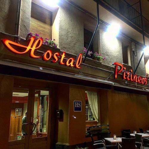 Hostal Pirineos Ainsa