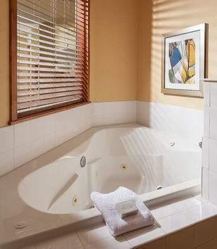 Hotel Fairfield Inn & Suites Anchorage Midtown