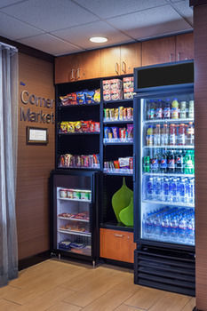 Hotel Fairfield Inn & Suites Anchorage Midtown