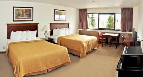 Alex Hotel And Suites