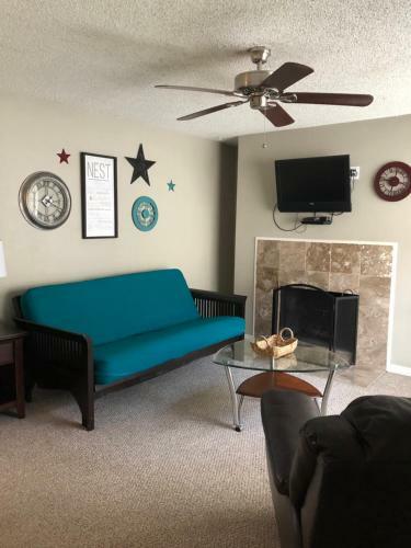 Hotel Anchorage Uptown Suites