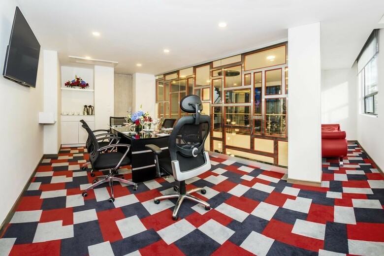 Hotel Black Tower Premium