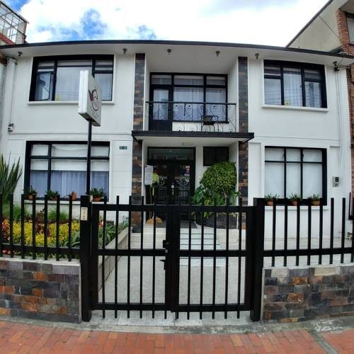 Central House Hotel