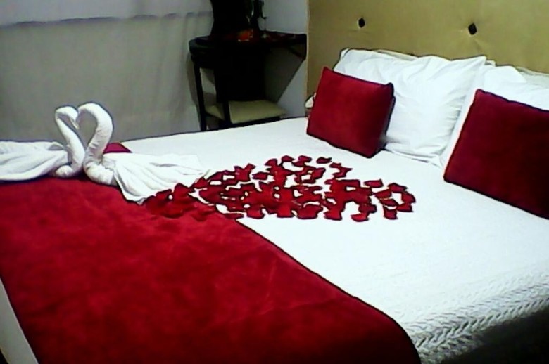 Central House Hotel
