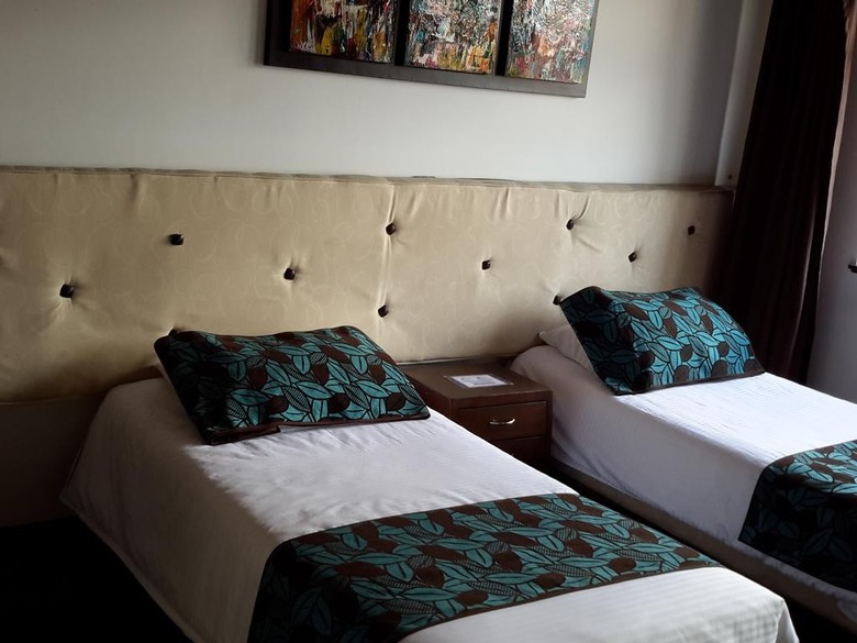 Central House Hotel