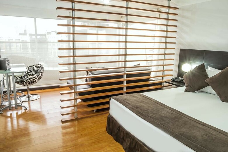 Regency Suites Hotel Boutique