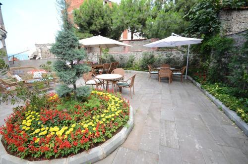 Hostal Tas Konak Hotel