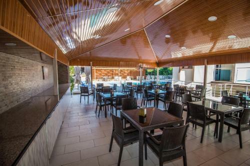 Parus Hotel