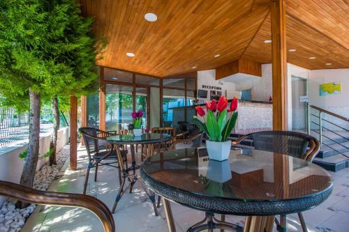 Parus Hotel