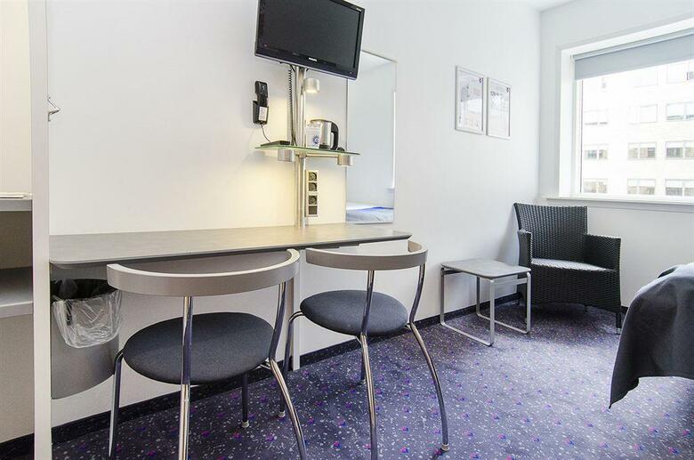 Hotel Cabinn City