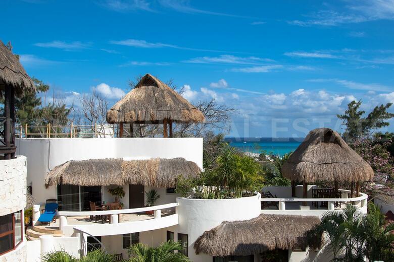 Hotel Blue Palms
