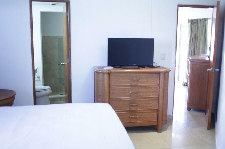 Hotel Blue Palms