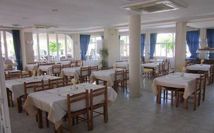 Apartamentos Oasis Park