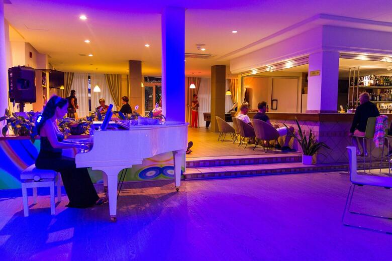 Eix Alcudia Hotel - S�lo Adultos