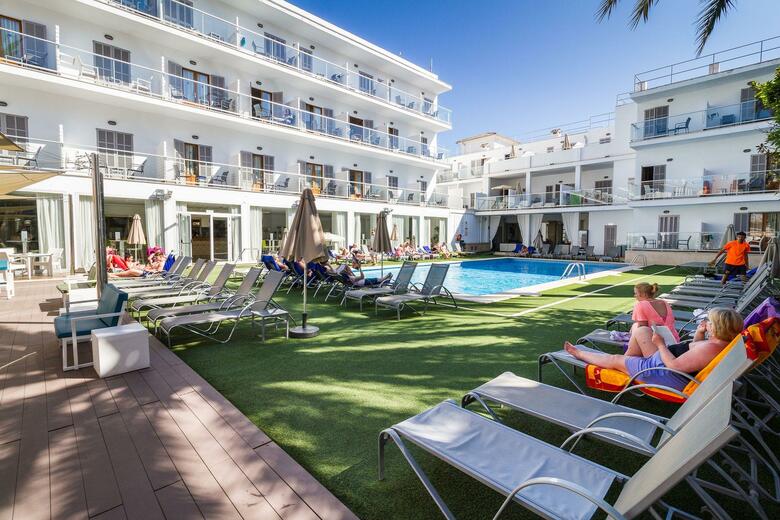 Eix Alcudia Hotel - S�lo Adultos