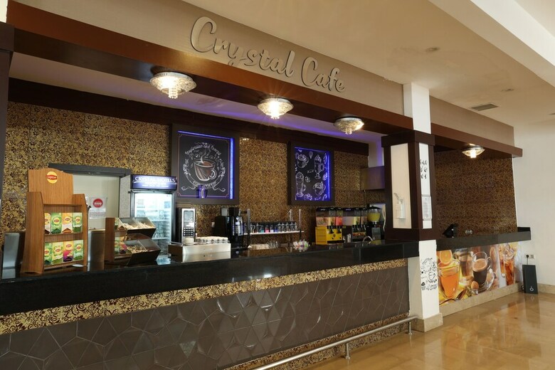 Hotel Crystal Aura Beach Resort & Spa
