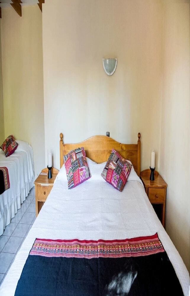 Hostal Katarpe