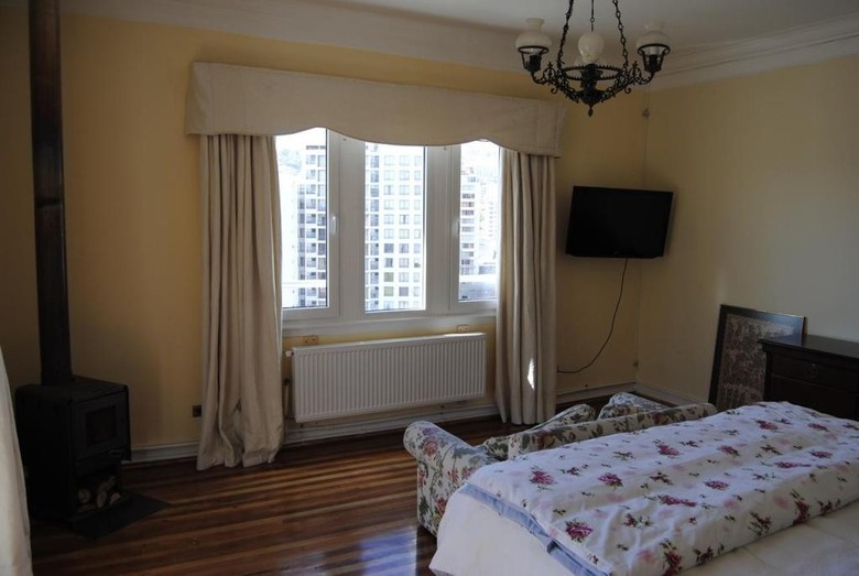 Bed & Breakfast Chocolate Manor House