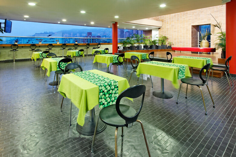 Hotel Holiday Inn Express & Suites Medellin