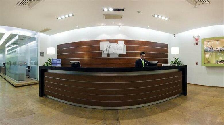 Hotel Holiday Inn Express & Suites Medellin