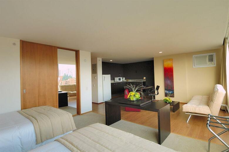 Hotel Holiday Inn Express & Suites Medellin